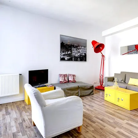 Appartamento Bnbnova - Palais Royal & Louvre - 1br Parigi